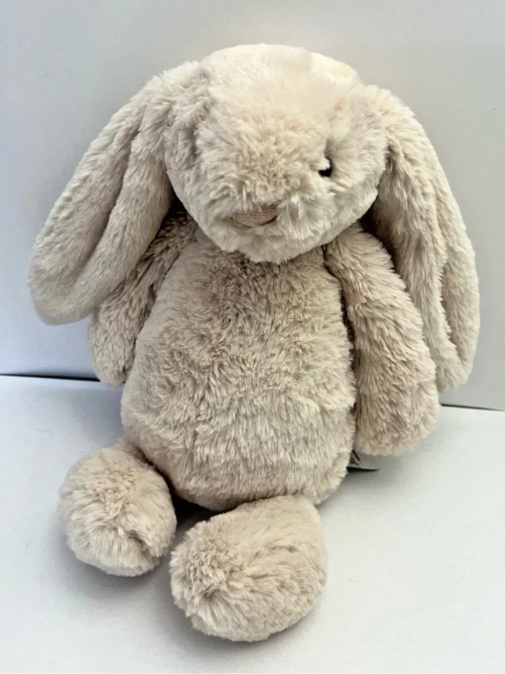 Jellycat London Bashful Bunny Plush Beige Rabbit 11” Medium Soft Toy Gold Tag